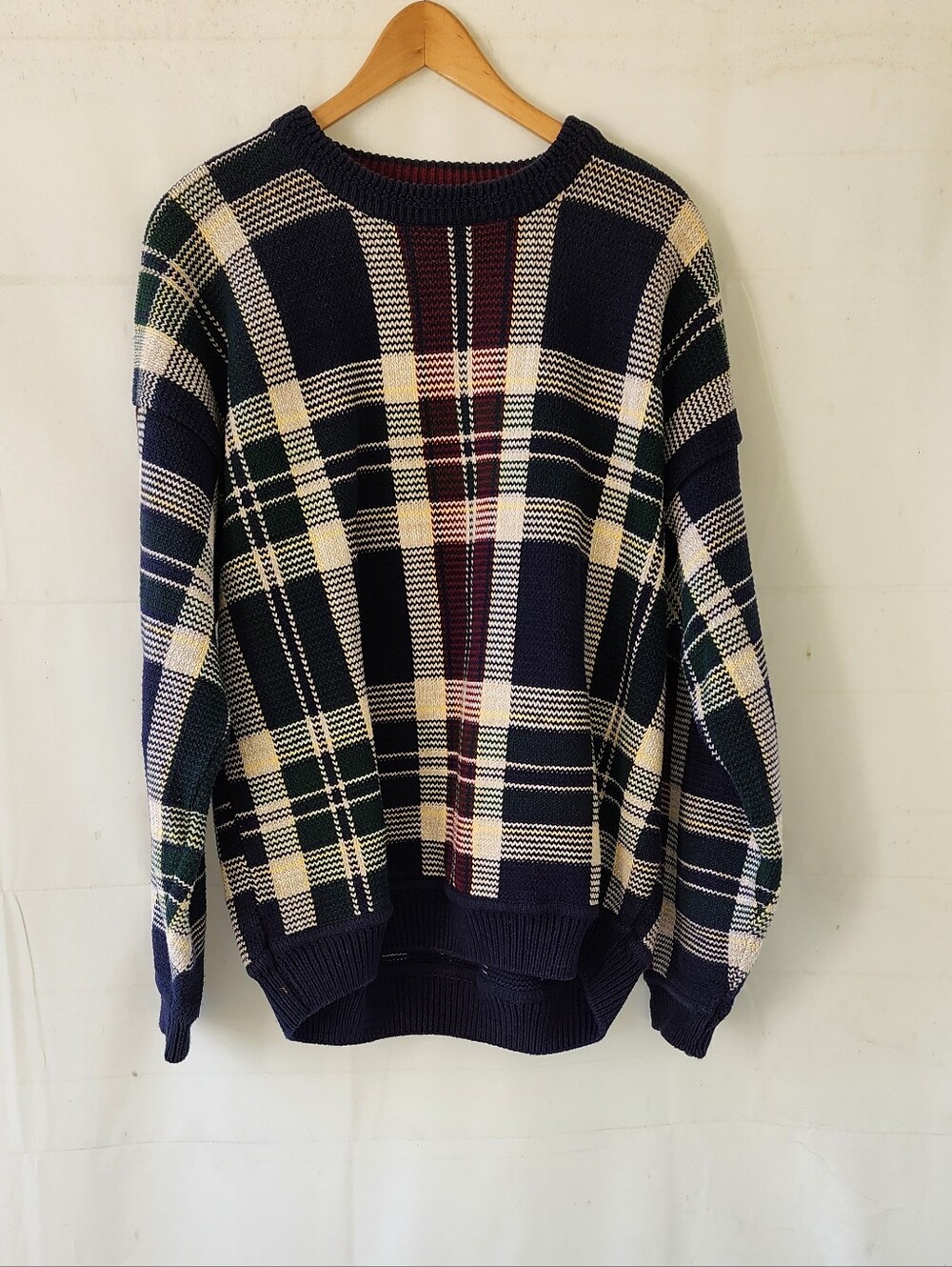 Vintage Grandpa Chunky Navy Plaid Knit Sweater - Classic Crewneck
